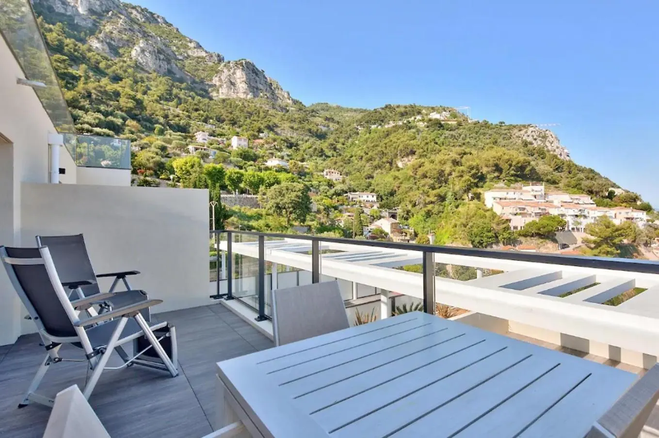Charming T2 Apartment With Pool Around Monaco Beausoleil